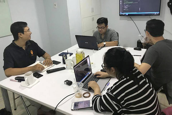 PYTHON CHO TECHNICAL ARTISTS KHOÁ 2